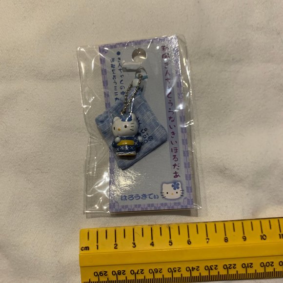 Vintage 2001 Hello Kitty Blue Kimono Charm Cellphone Key chain - Picture 7 of 7